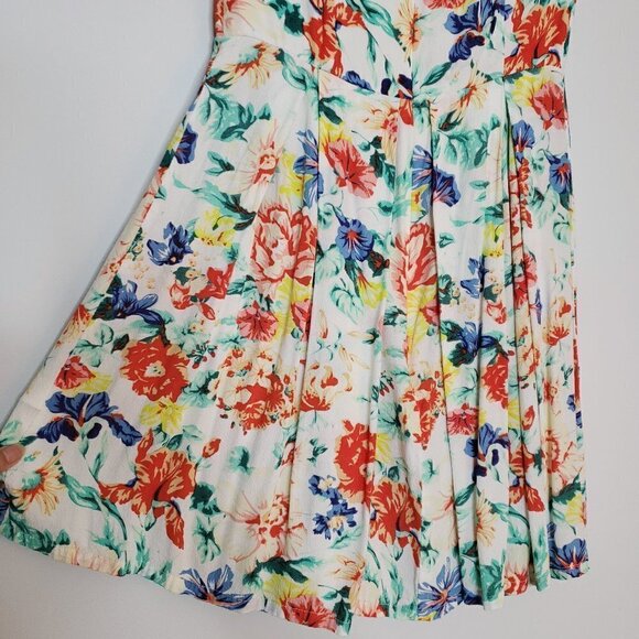 Mink Pink Fit and Flare Multi-Coloured Floral Garden Pleated Mini Dress XS - S - Picture 4 of 11